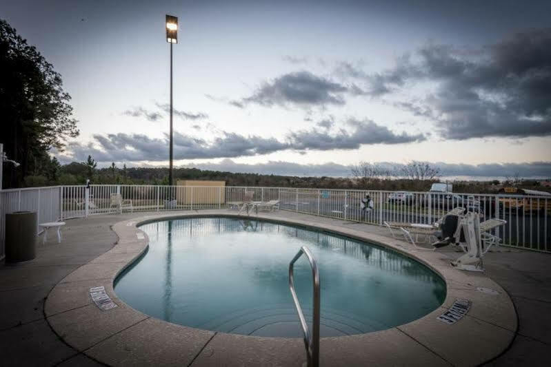 Best Western Dothan Inn & Suites Exterior foto